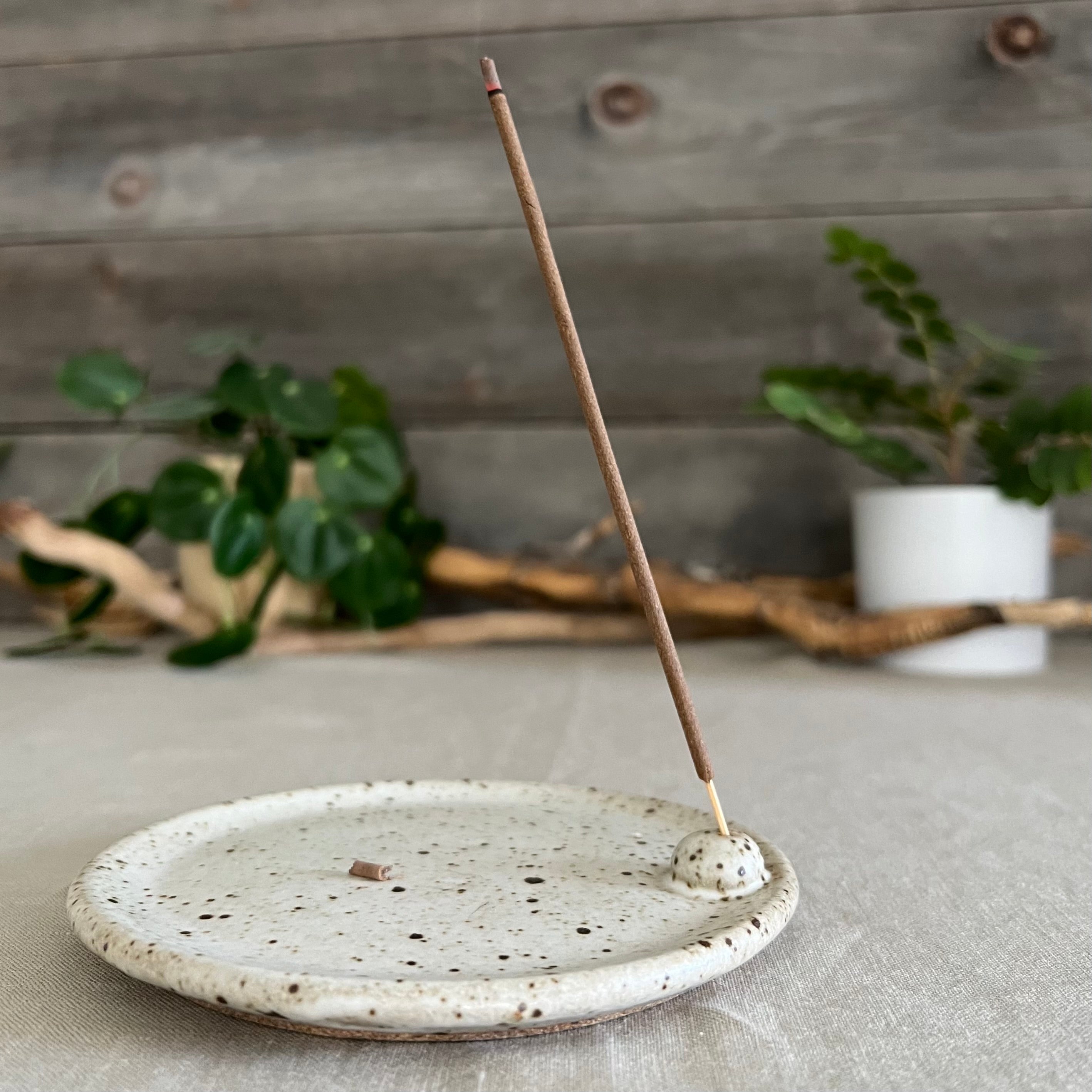 Speckle Incense Holder/Candle Plate – kmgpottery